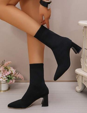 
						Botine SHEIN, negru