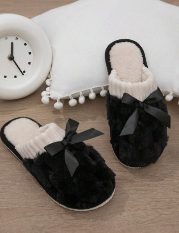 
						Papuci de Casa SHEIN, negru