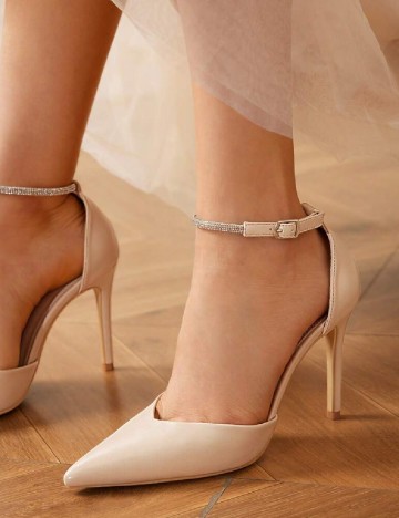 Pantofi SHEIN, crem