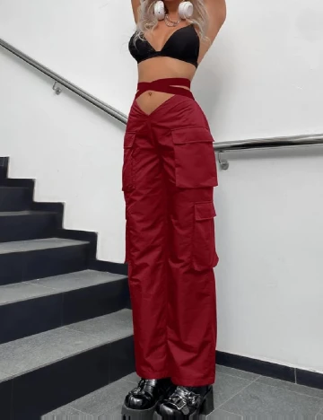 Pantaloni SHEIN, visiniu