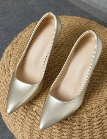 Pantofi SHEIN, bej Crem