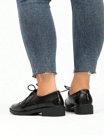 Pantofi SHEIN, negru Negru