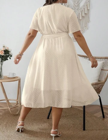 Rochie medie SHEIN CURVE, crem