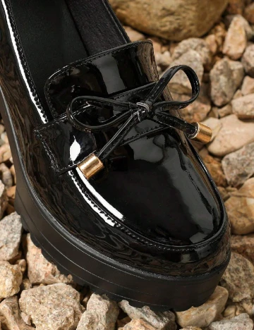 Pantofi SHEIN, negru