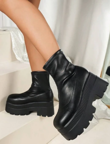 Botine SHEIN, negru