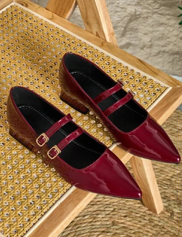 Pantofi SHEIN, visiniu