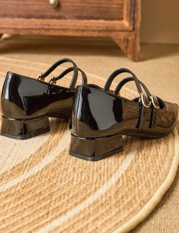 Pantofi SHEIN, negru