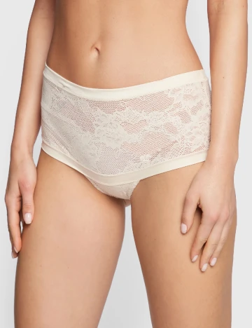 Chilot Triumph, crem
