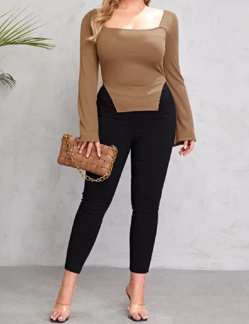 Bluza SHEIN CURVE, maro