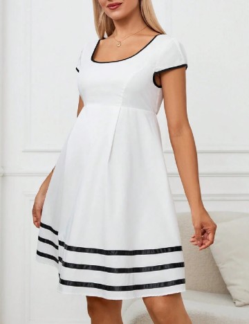 Rochie scurta SHEIN Maternity, alb