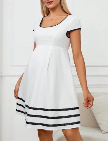 Rochie scurta SHEIN Maternity, alb