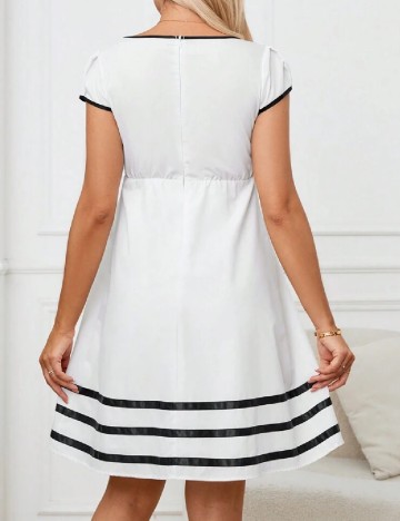 Rochie scurta SHEIN Maternity, alb