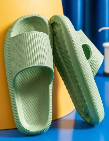 Slapi SHEIN, verde