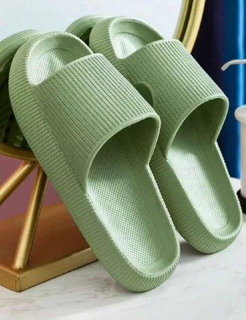 Slapi SHEIN, verde