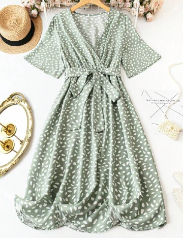 Rochie medie SHEIN CURVE, verde