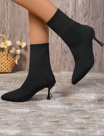
						Botine SHEIN, negru