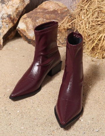 Botine SHEIN, visiniu
