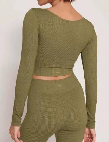 Top Triumph, verde
