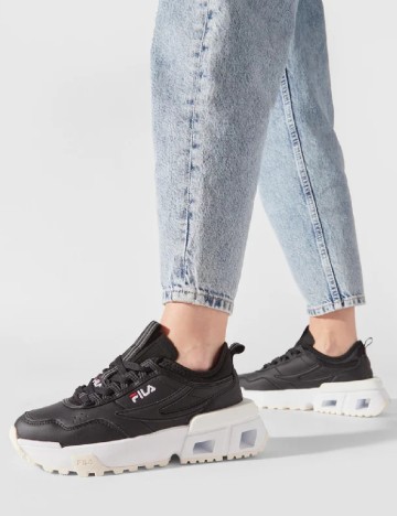 
						Adidasi Fila, negru