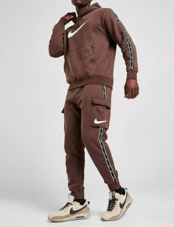 Pantaloni Nike, maro