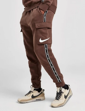 Pantaloni Nike, maro