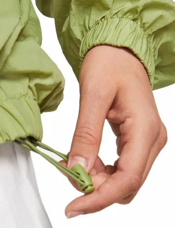 Jacheta Nike, verde/alb Verde