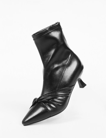 
						Botine SHEIN, negru