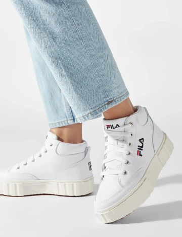 Adidasi Fila, alb