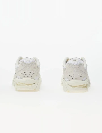 Adidasi Asics, bej