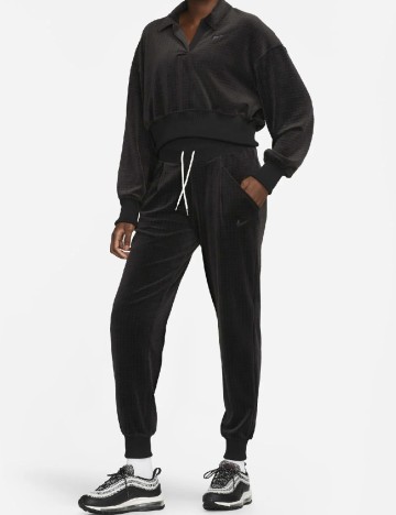 
						Pantaloni Nike, negru