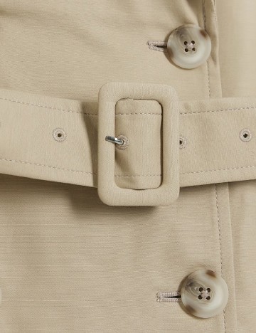 Trench River Island, crem