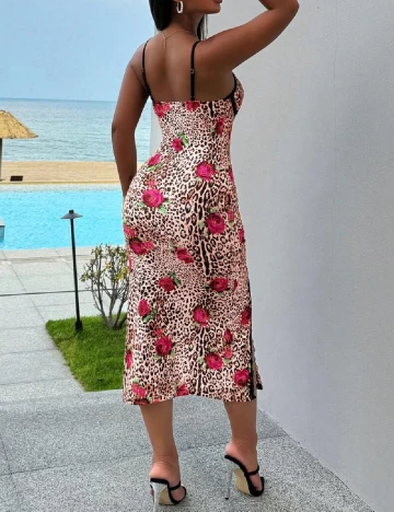 Rochie medie SHEIN, animal print