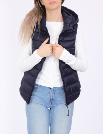 Vesta Only, bleumarin inchis