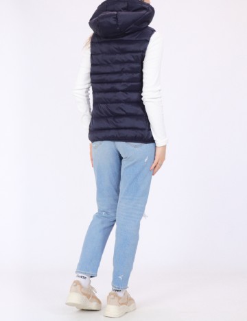 Vesta Only, bleumarin inchis