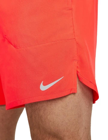 Pantaloni scurti Nike, corai
