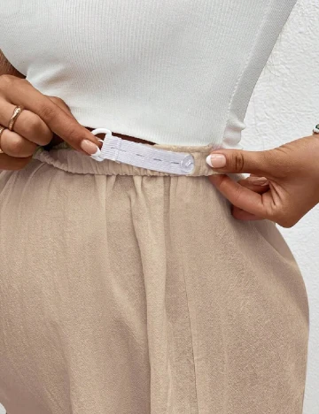 Compleu SHEIN Maternity, crem
