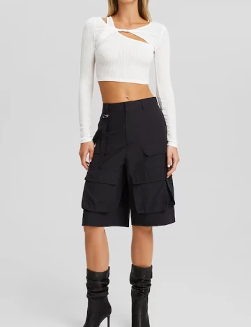 Top Bershka, alb Alb