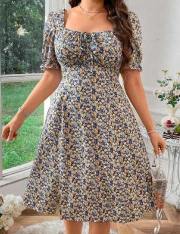 Rochie medie SHEIN CURVE, floral print