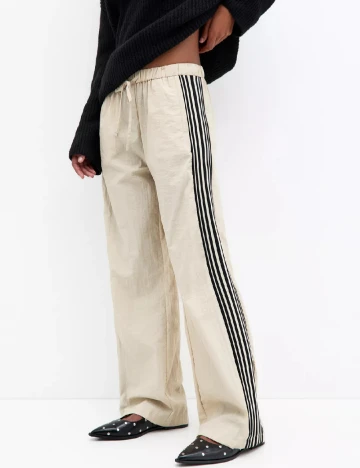 Pantaloni Pull&Bear, crem Crem