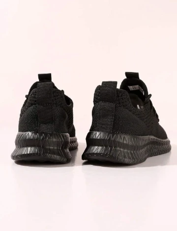 Adidasi SHEIN, negru