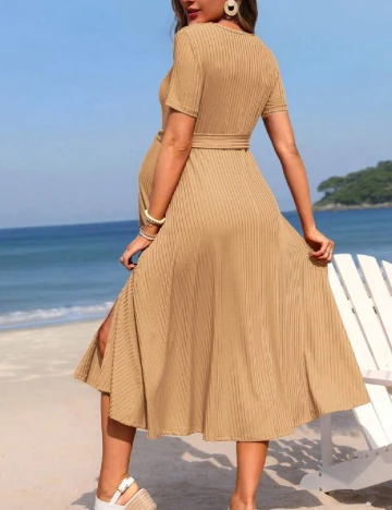 Rochie medie SHEIN Maternity, maro