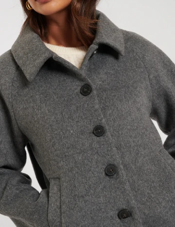 Jacheta Nobody s child, gri