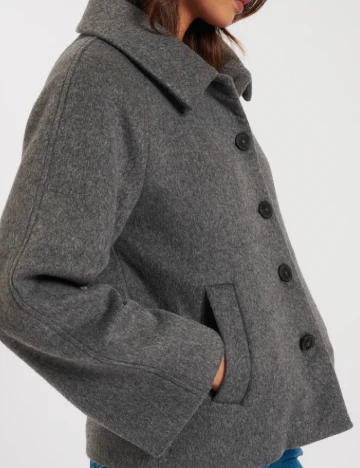 Jacheta Nobody s child, gri