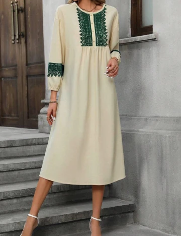 Rochie medie SHEIN, crem