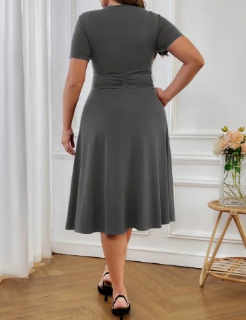 Rochie medie SHEIN CURVE, gri