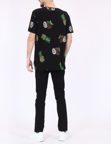 Tricou Reserved, negru