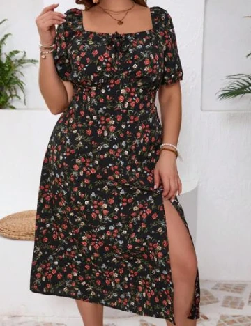Rochie medie SHEIN CURVE, floral print