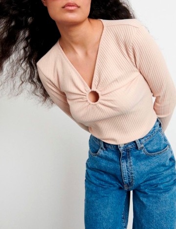 
						Bluza Reserved, crem