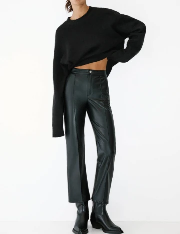Pantaloni Pull&Bear, negru