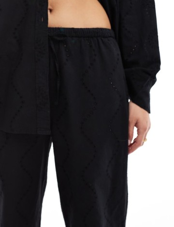 Pantaloni Pull&Bear, negru